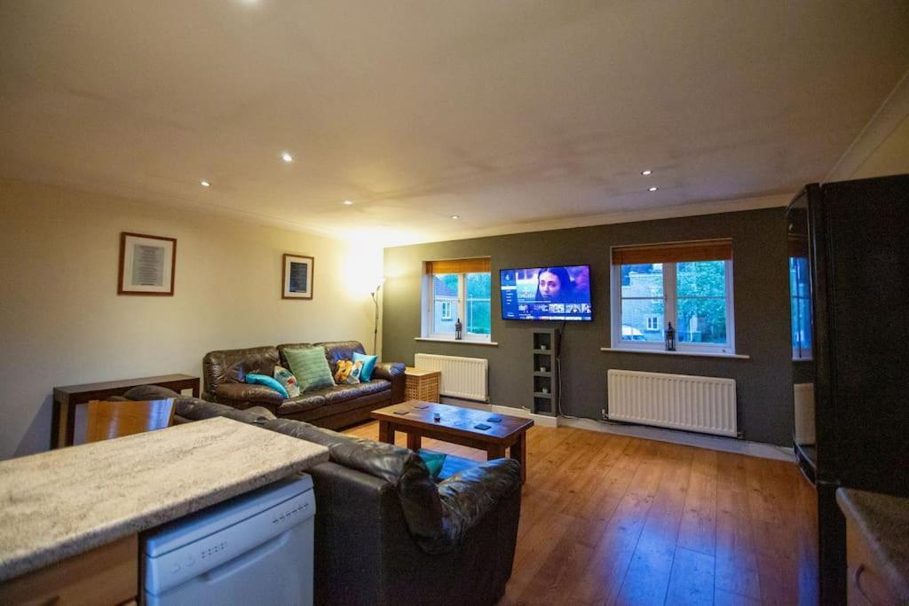 Marley's Coach House -